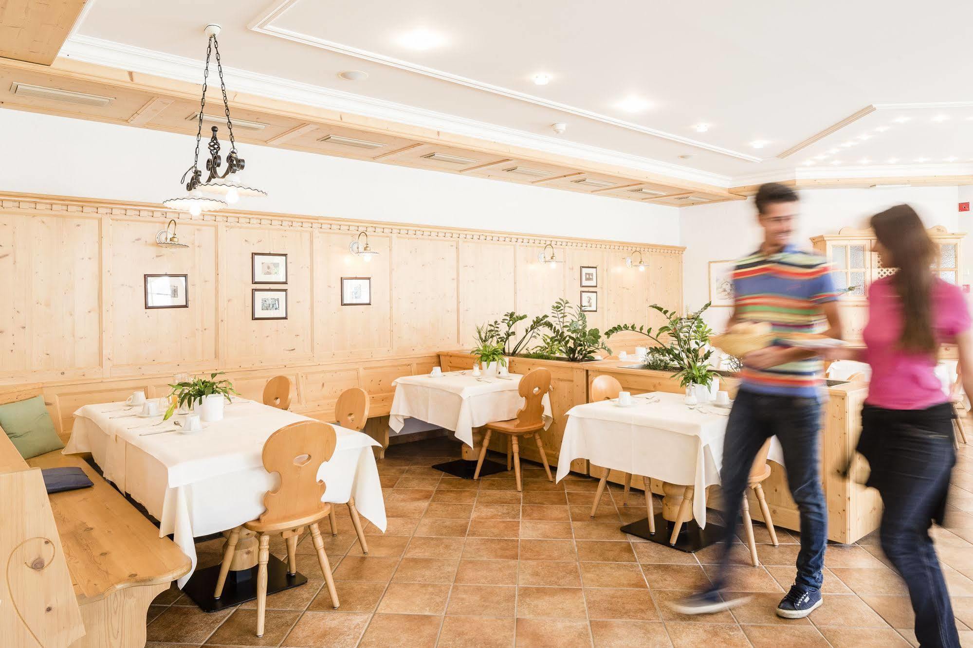 מלון סילנדרו Vinschgerhof מראה חיצוני תמונה